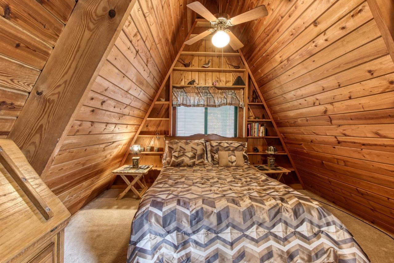Mountain Springs Chalet Gatlinburg Buitenkant foto