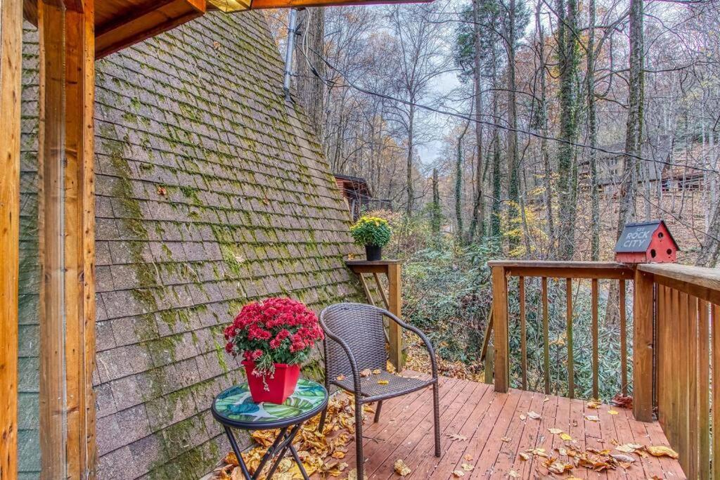 Mountain Springs Chalet Gatlinburg Buitenkant foto
